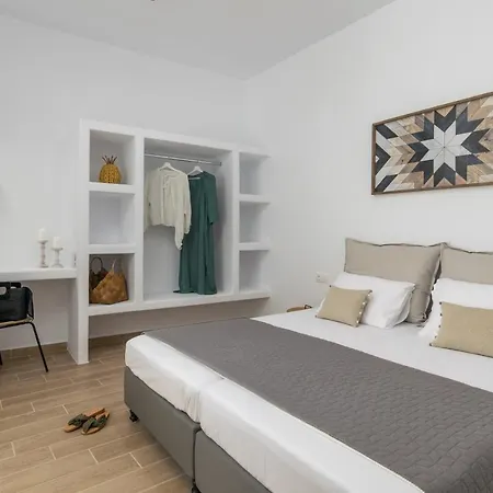 White Cycladic House Tatil Evi *